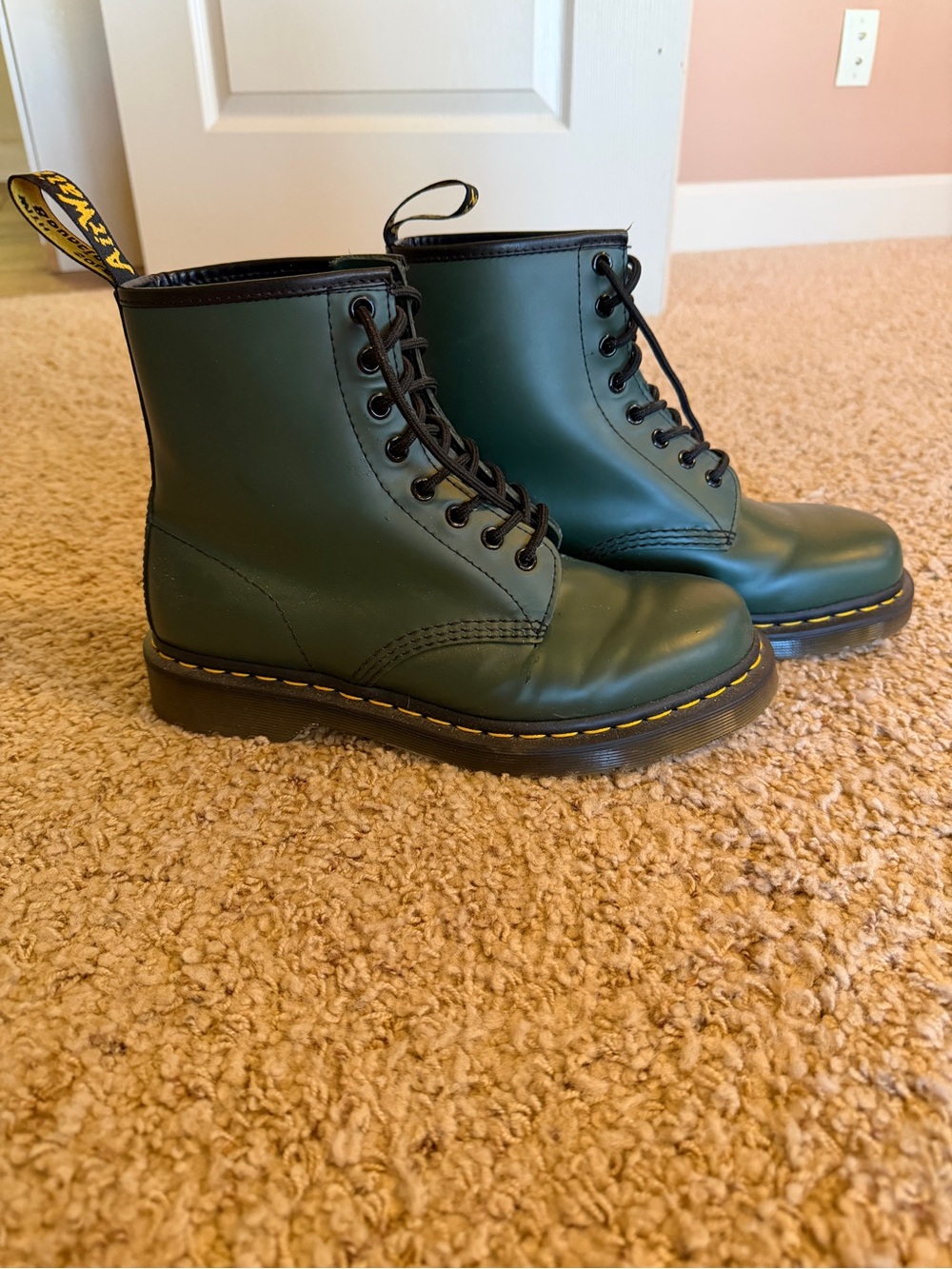Dr. Marten Smooth Leather Lace Up Boots sz 9 women 8 men - Picture 3 of 8